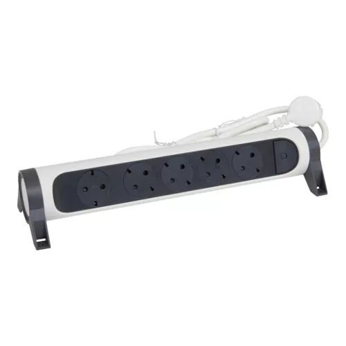 Legrand 694542 Elosztósor Premium 5x2P+F forgatható, 5 m vezetékkel, fehér