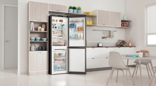 Indesit INFC8 TI21X - Alulfagyasztós hűtőszekrény, 335 liter