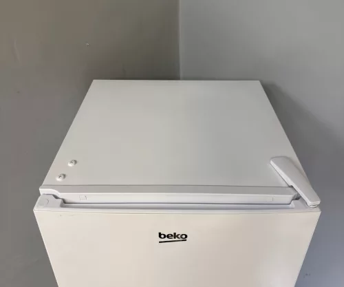Beko RSSA215K30WN - Egyajtós hűtőszekrény, 198 liter